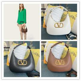 Picture of Valentino Handbags _SKUfw118564529fw